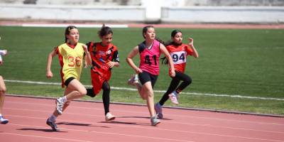 İlkokul atletizmde eleme yarışları başladı
