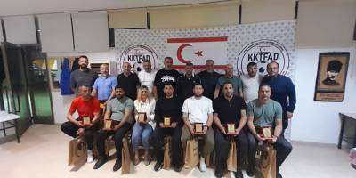 Başarılı antrenörler ödüllerini aldı