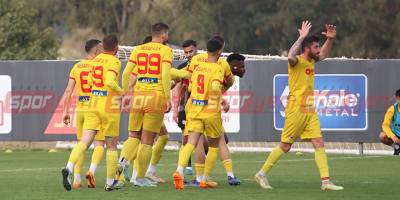 Mesarya galibiyetle noktaladı: 5-3