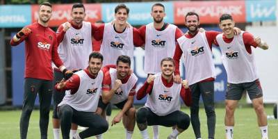 Galatasaray’da bir ayrılık daha