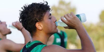 Tahsin, Omonia ile Polonya’da