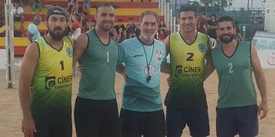 Plajda çekişme sürüyor