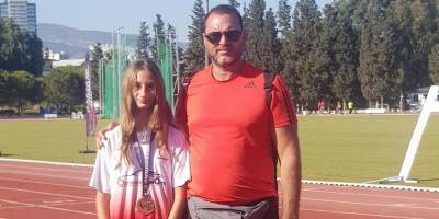 Özlem Soydan’dan Türkiye üçüncülüğü