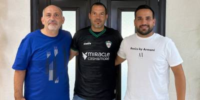 Göktaş Karşıyaka’ya imzayı attı