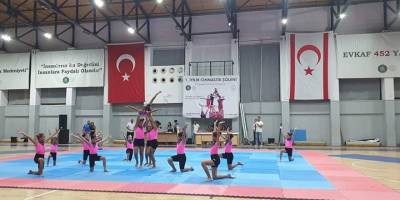 Cimnastikçiler, İyilik Cimnastik Şöleninde coşturdular