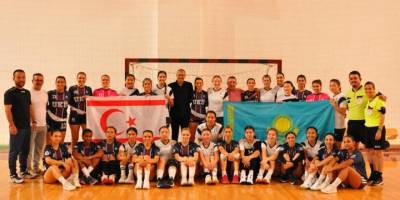 Hentbolda UKÜ ile Astana karşılaştı