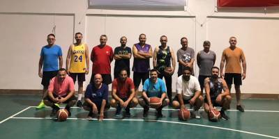 Bu kez sporcular değil, babaları oynadı