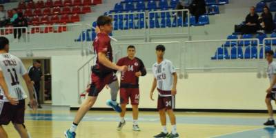 YDÜ rahat kazandı: 42-26