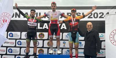 Emre Kaplan yine gururlandırdı