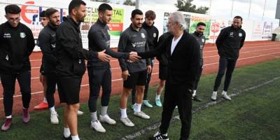 Kerimoğlu takımla tanıştı