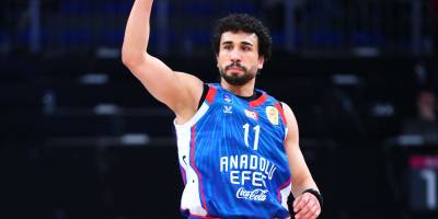 Erten Gazi Fenerbahçe ile anlaştı