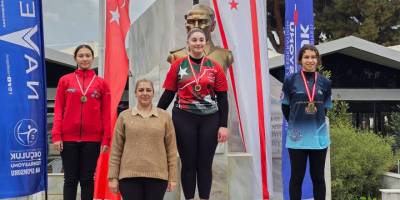 Okçular kapalı alanda yarıştı