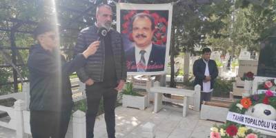 Topaloğlu kabri başında anıldı