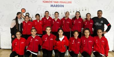 Levent yarı finalde, YDK mağlup