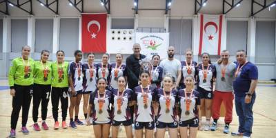 Kupada şampiyonluk UKÜ’nün