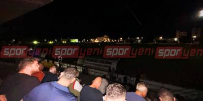 Derbi karanlıkta kaldı, tatil edildi