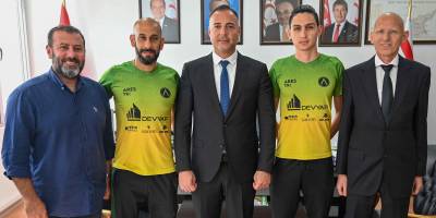 Arhan ve Alçıcı, Mersin yolcusu