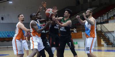 Soyer’den Play-off adımı: 65-57