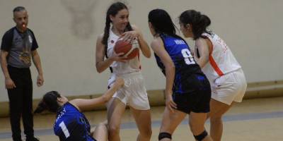 Levent klasman liderliğini garantiledi