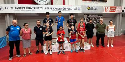 Özüm ve Tuğra En İyi 8’lerin şampiyonları