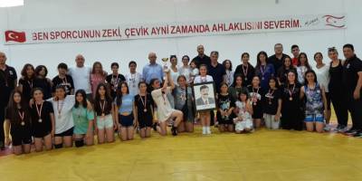 Kadın güreşinde Mehmet Öke Kupası, Lapta’nın