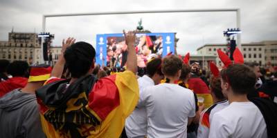 EURO 2024 coşkusu, Almanya'da meydanlarda yaşanıyor