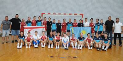 Hentbolda dostluk karşılaşmaları devam ediyor