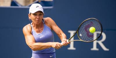 Simona Halep, kortlara veda etti