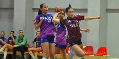 UKÜ’den dörtte dört