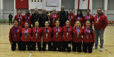 UKÜ’den çifte kupa