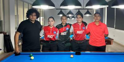 Bilardo gençler şampiyonu Ada Efe