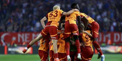Galatasaray, Türk futbol tarihine geçecek