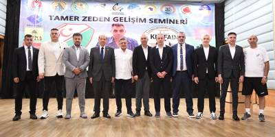 Antrenörler bilgi tazeledi