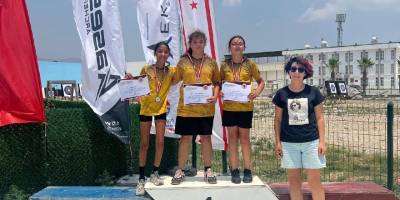 Oklar zirve için atıldı