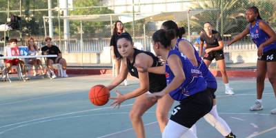 İskele’de basketbol şöleni yaşandı
