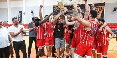 Şampiyon Gönyeli Koopbank