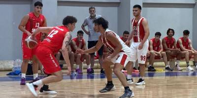 U18 finalinde YDÜ bir adım önde: 79-64