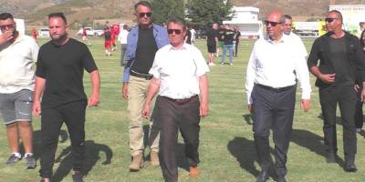 Üstel, isminin Raif Rauf Denktaş Stadı’na verilmesini kabul etmedi