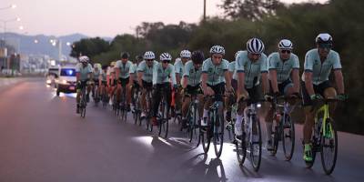 Pedallar geleneksel turda çevrildi