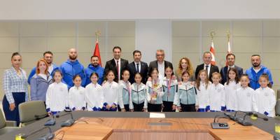 Sapsızoğlu: Yüreklerini ortaya koyan takımlarımızın başarıları, tarifsiz gurur yaşattı