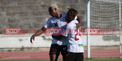 Gollerin yarısı yabancılardan