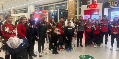 Atletlerimiz coşkuyla karşılandı