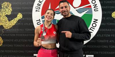 Ecem’den Türkiye ikinciliği