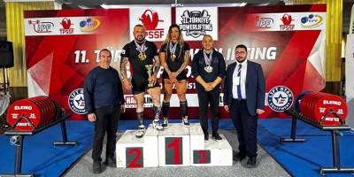 Deniz ve Özkan, Türkiye’de birinci