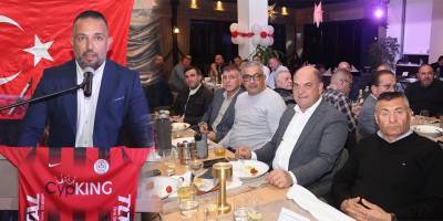 Akdoğan, dayanışma gecesinde kenetlendi