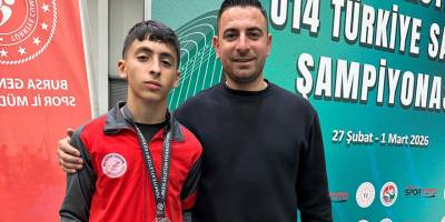 Mahmut, 200 metrede Türkiye ikincisi