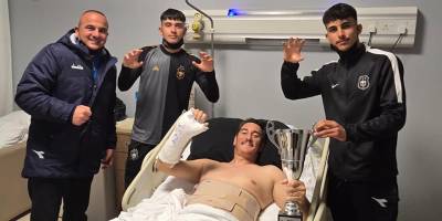 Kupa Okan Karademir’e hediye edildi