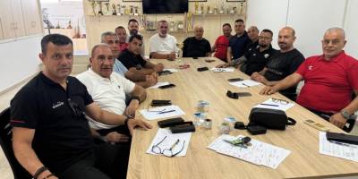 Şampiyon teknik adamlar CONIFA’ya gönderilecek