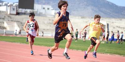 Lefkoşa ve Girne okulları finaller için yarışıyor