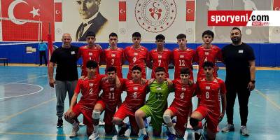 Voleybolda U15 takımı, Türkiye finallerine hazırlanıyor